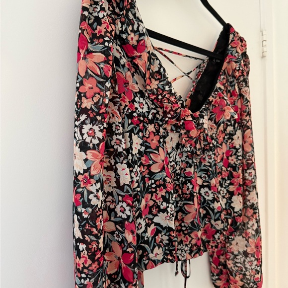 Floral Lace-Up Back V-Neck Women’s Top - Pink Multicolor - Picture 5 of 8